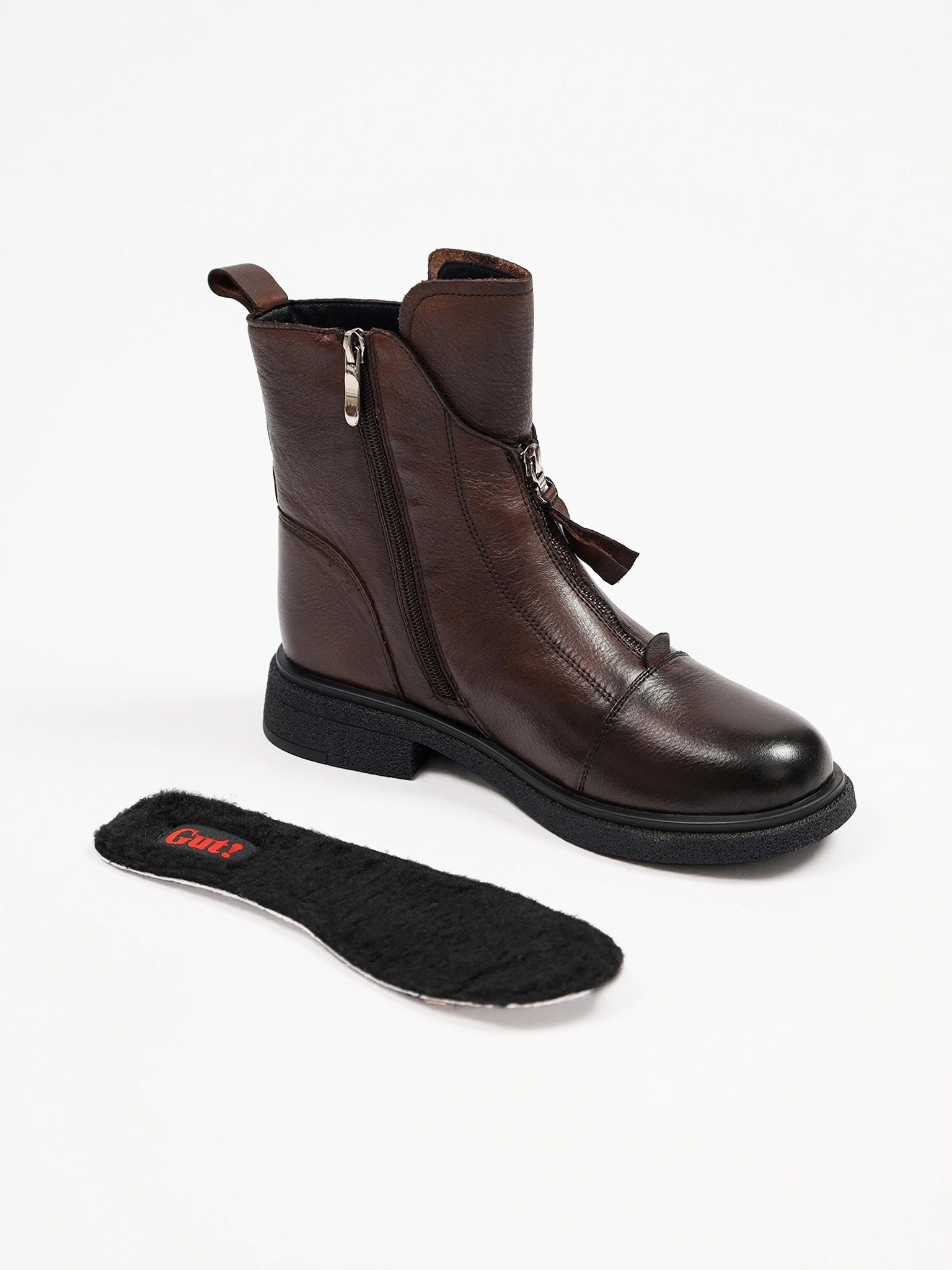 Ботинки коричневого цвета с декоративной молнией спереди